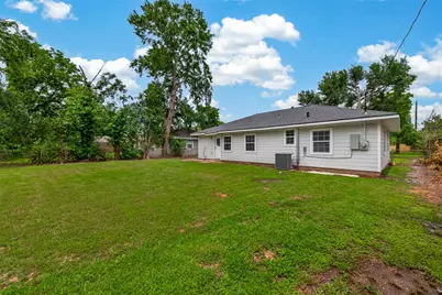 14022 Rosecrest Drive, Houston, TX 77045 - Photo 17