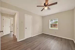 14022 Rosecrest Dr, Houston, TX 77045 - Photo 13