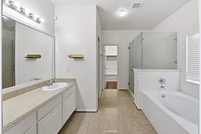 8702 Challis Park Court, Houston, TX 77040 - Photo 17