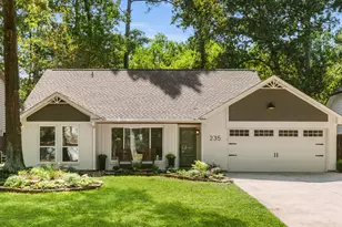 235 S Pathfinders Cir, The Woodlands, TX 77381 - Photo 1