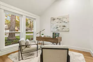 235 S Pathfinders Cir, The Woodlands, TX 77381 - Photo 17