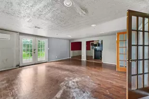 4704 Coachman Dr, Baytown, TX 77521 - Photo 23