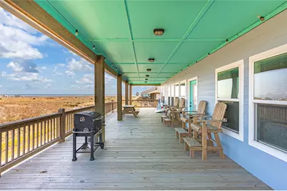 959 Honeysuckle, Crystal Beach, TX 77650 - Photo 7