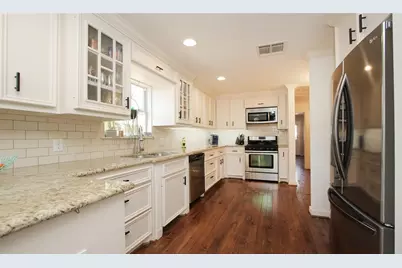 845 W 21st Street, Houston, TX 77008 - Photo 9