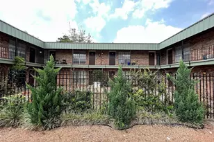 425 Emerson, Houston, TX 77006 - Photo 1