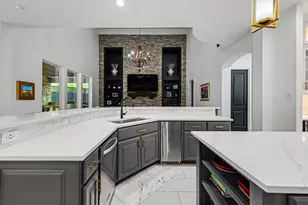 9922 Vintage Villa Dr, Houston, TX 77070 - Photo 15