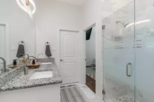 10921 Oriole Pl, Conroe, TX 77385 - Photo 17