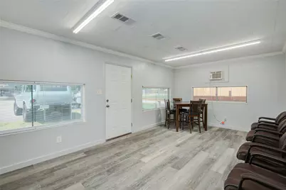 327 S Main Street, Clute, TX 77531 - Photo 29