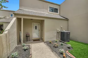 64 April Hill, Conroe, TX 77356 - Photo 3