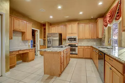 2707 Sterling Fields Drive, Pearland, TX 77584 - Photo 7