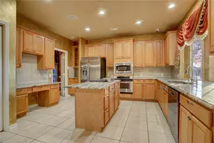 2707 Sterling Fields Dr, Pearland, TX 77584 - Photo 7