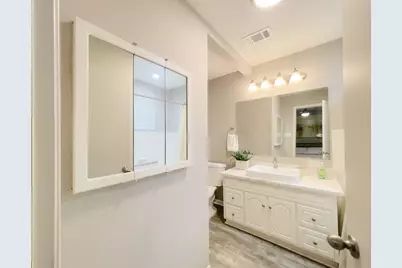 8423 Glen Valley Drive, Houston, TX 77061 - Photo 35