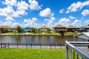 135 Sand Shoals Rd, Freeport, TX 77541 - Photo 3