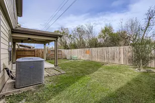 2738 Paddock Brook Ln, Houston, TX 77038 - Photo 27