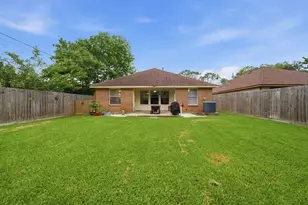 1916 41st Ave N, Texas City, TX 77590 - Photo 13