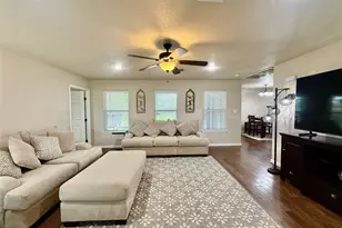 146 Ellis Ln, West Columbia, TX 77486 - Photo 7