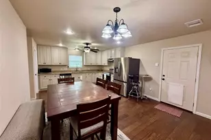 146 Ellis Ln, West Columbia, TX 77486 - Photo 3