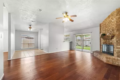 8118 Vista Del Sol Drive, Houston, TX 77083 - Photo 9