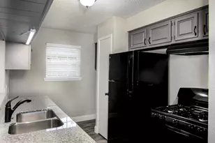 7434 Aljean Ln, Deer Park, TX 77536 - Photo 11