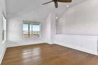 4006 Fort Bend Drive, Galveston, TX 77554 - Photo 3