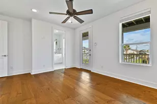 4006 Fort Bend Dr, Galveston, TX 77554 - Photo 21