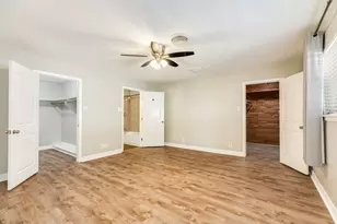 47 Adler Cir, Galveston, TX 77551 - Photo 23