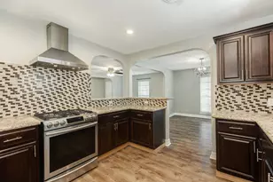47 Adler Cir, Galveston, TX 77551 - Photo 15