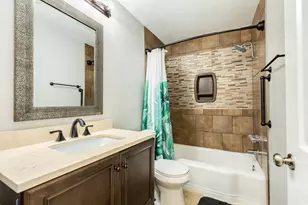 47 Adler Cir, Galveston, TX 77551 - Photo 27