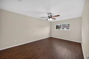 14328 Misty Meadow Ln, Houston, TX 77079 - Photo 27