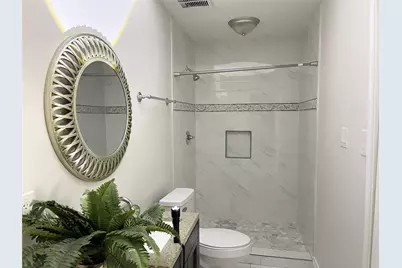 927 Greatwood Drive, Houston, TX 77013 - Photo 9