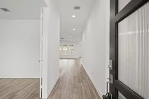 21134 Yellow Bay Dr, Cypress, TX 77433 - Photo 3