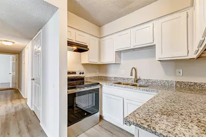 702 Lyle West Avenue #C, Cleveland, TX 77327 - Photo 9