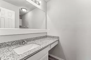 702 Lyle W Ave, Cleveland, TX 77327 - Photo 17