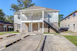 702 Lyle W Ave, Cleveland, TX 77327 - Photo 1