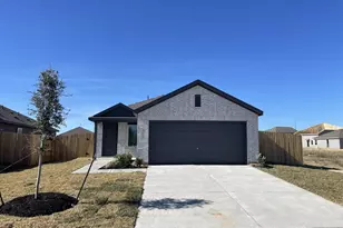 5017 Freedom Ln, Bay City, TX 77414 - Photo 1
