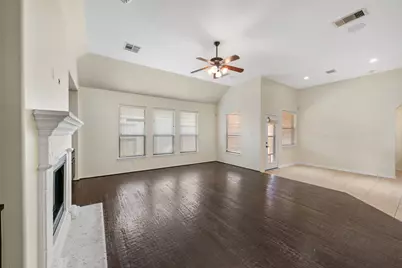 107 Bella Sole, Shenandoah, TX 77381 - Photo 17
