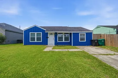 5330 Pershing Street, Houston, TX 77033 - Photo 1