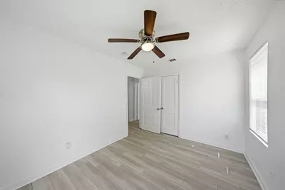 5330 Pershing Street, Houston, TX 77033 - Photo 13