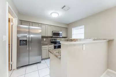 1926 Avenue B, Katy, TX 77493 - Photo 9