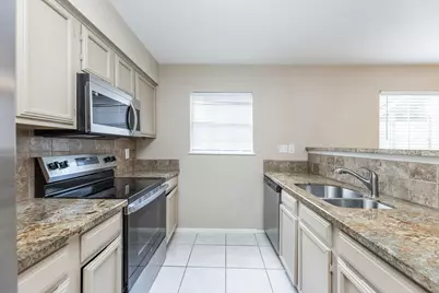 1926 Avenue B, Katy, TX 77493 - Photo 11