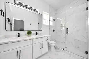 8533 Amadwe Unit A/B St, Houston, TX 77051 - Photo 27