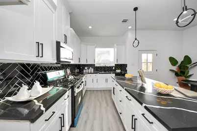 8533 Amadwe Unit A/B Street, Houston, TX 77051 - Photo 13