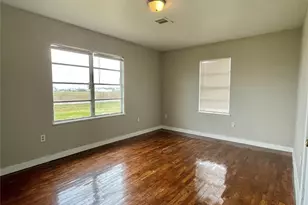 327 W 7th St, Freeport, TX 77541 - Photo 11