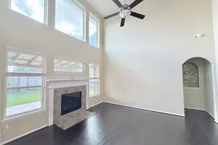 1242 S Maple Dr, Katy, TX 77493 - Photo 9