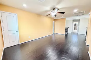 1242 S Maple Dr, Katy, TX 77493 - Photo 19