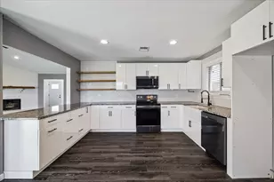 1410 Gentle Bend Dr, Missouri City, TX 77489 - Photo 9