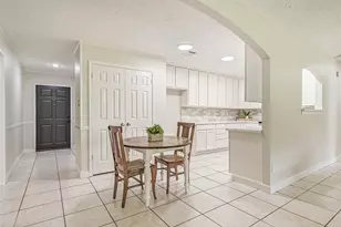 305 Westwood Dr, Friendswood, TX 77546 - Photo 11