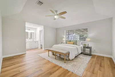 305 Westwood Drive, Friendswood, TX 77546 - Photo 17