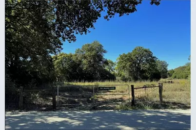 701 Maris Lane, Franklin, TX 77856 - Photo 13