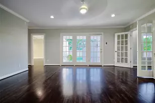 717 Sue Barnett Dr, Houston, TX 77018 - Photo 5